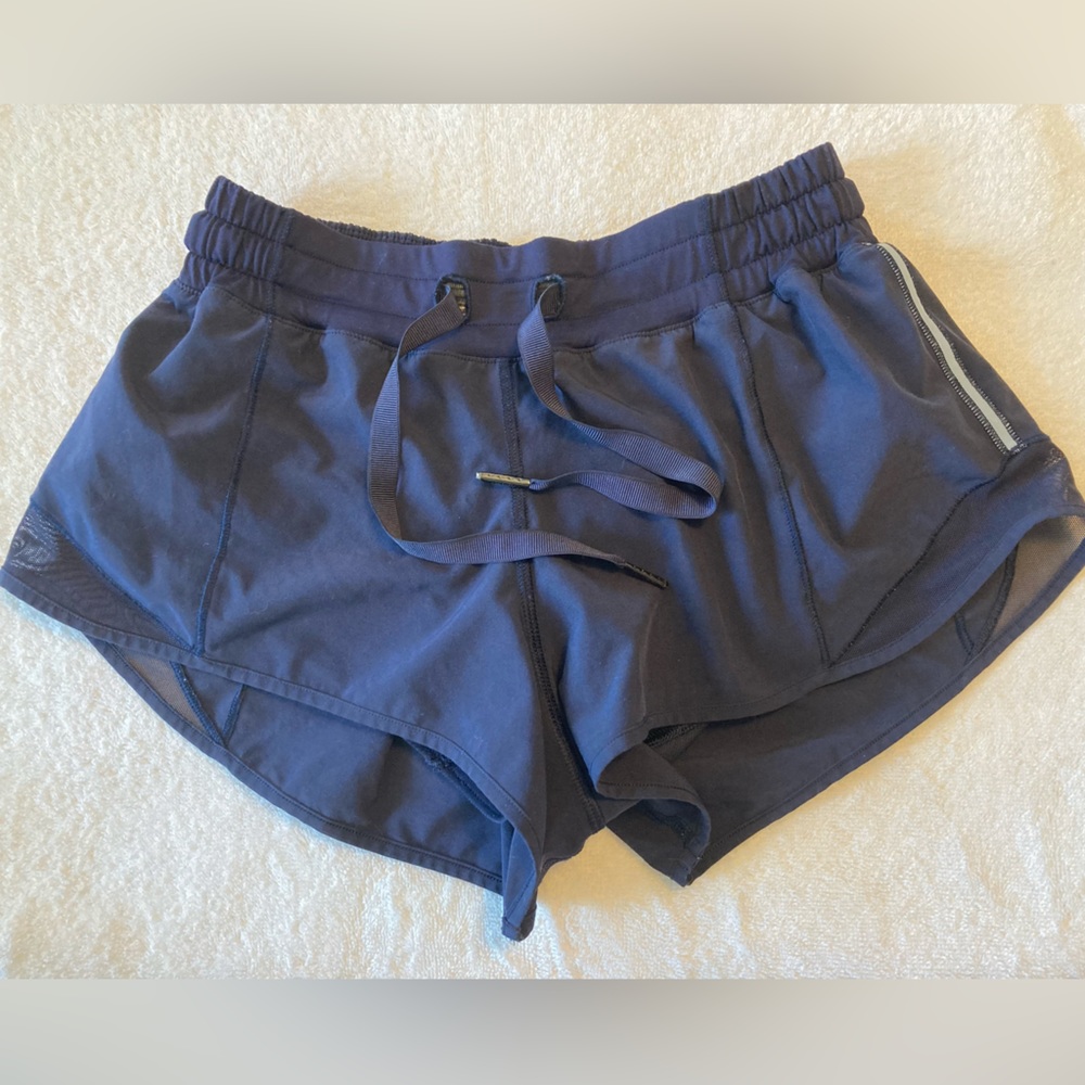 Lululemon Hotty Hot Shorts, Size 4.